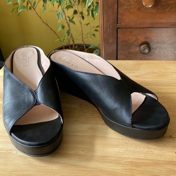 Taryn Rose Shoes Taryn Rose Black Platform Slide Sandal Poshmark